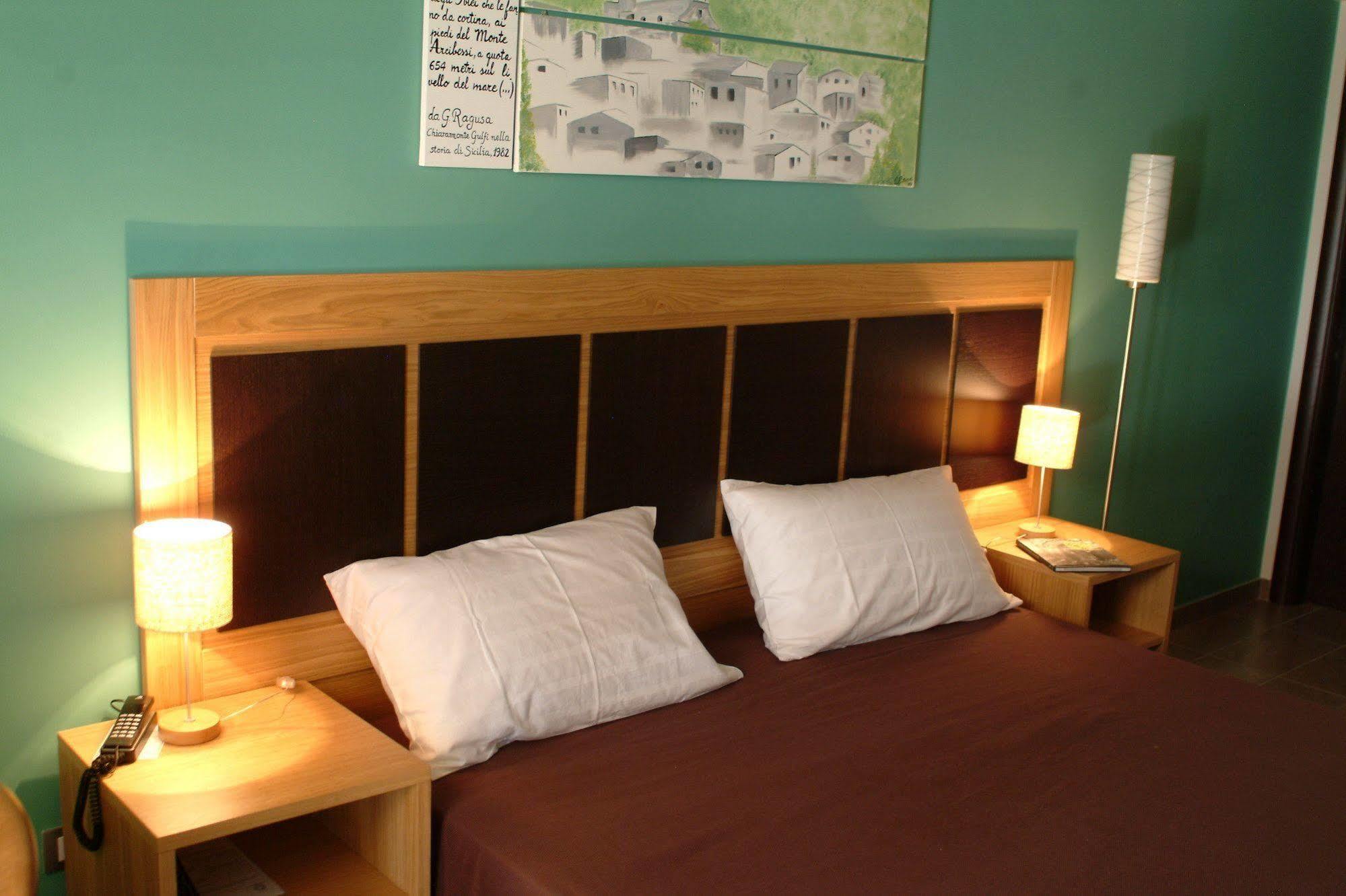 Terre Iblee Resort Chiaramonte Gulfi Kültér fotó